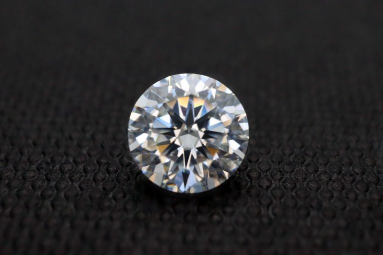 Round Brilliant Cut Diamond Buying Guide